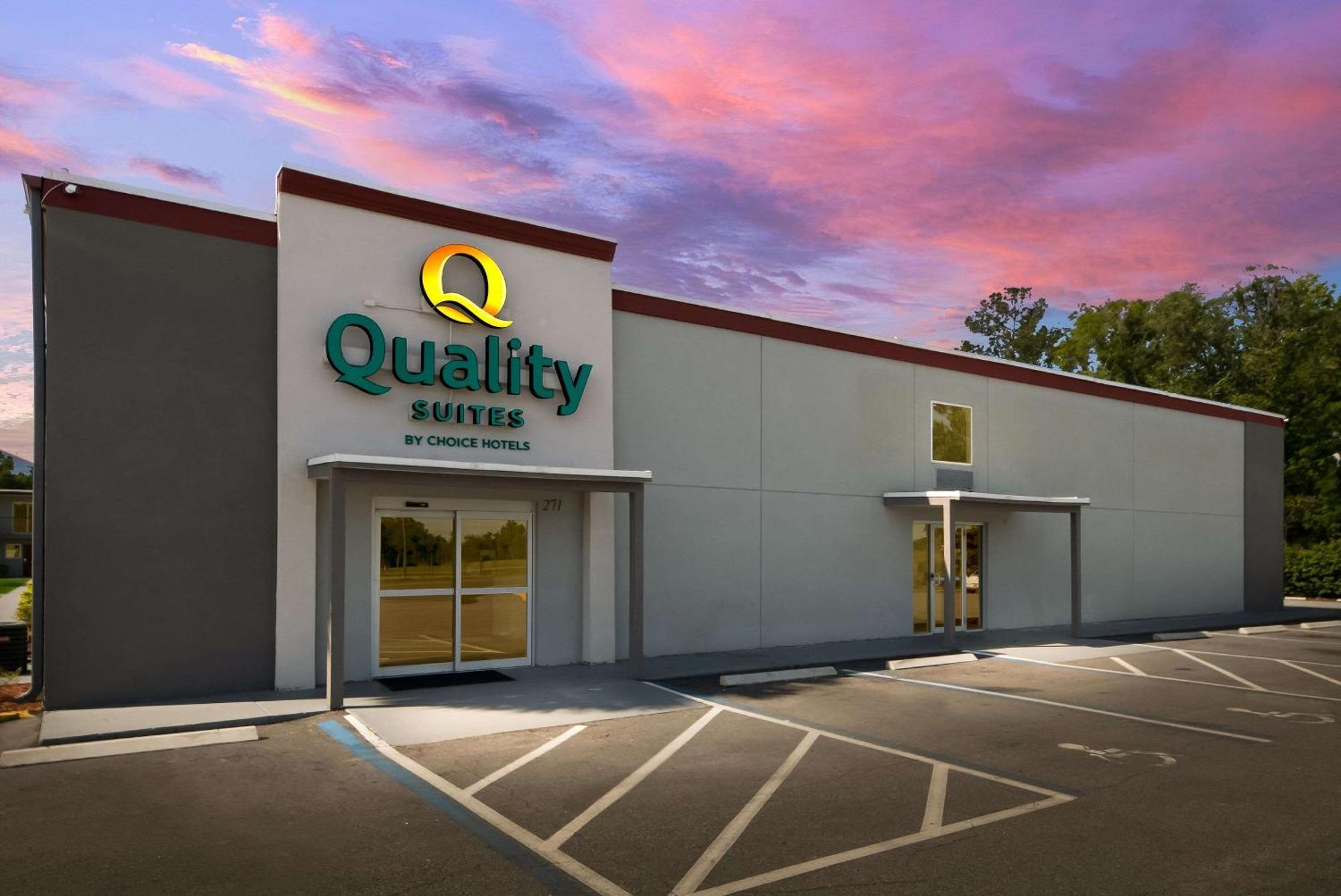 Quality Suites Wildwood - The Villages Exterior photo